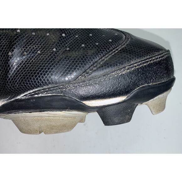 UNDER ARMOUR Mid FOOTBALL CLEATS BLACK/SILVER Men's US Size 12 - Picture 5 of 16